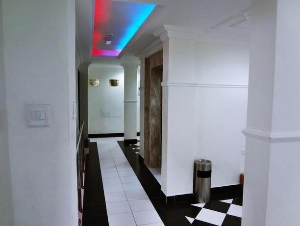 Imagen general del Plaza Hotel, Al Hamriyah. Foto 9