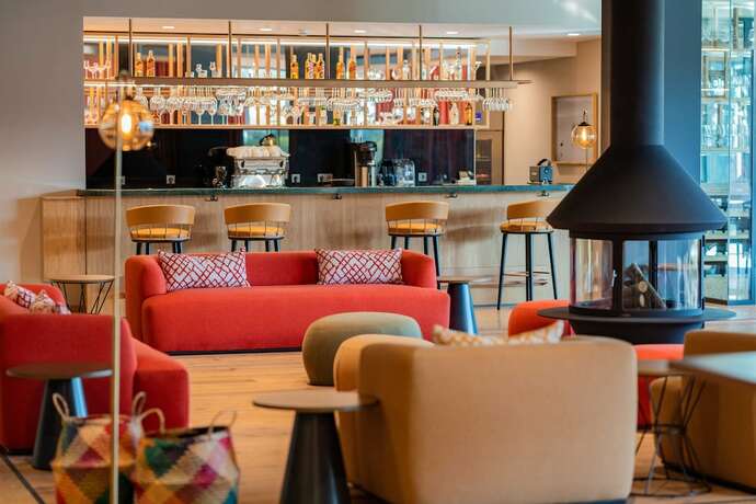 Imagen del bar/restaurante del Pınar Otel. Foto 10