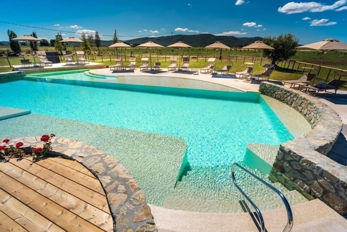 Imagen de la piscina del Podere Maremma Spa and Ristorante. Foto 19