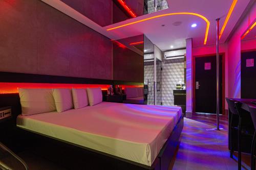 Imagen de la habitación del Point Motel GRU. Foto 16