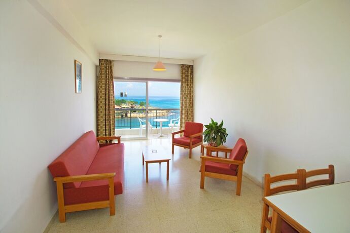 Imagen de la habitación del Pola Costa Beach Hotel Apartment. Foto 8