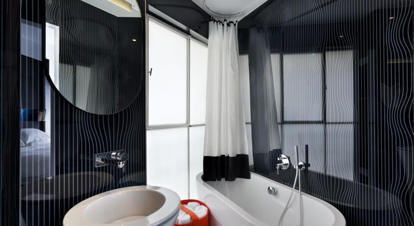 Imagen de los interiores del Poli House By Afi Hotels. Foto 9