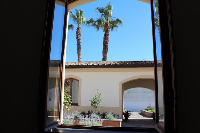 Imagen de los exteriores del Pompei Hostel Suites and Breakfast Deluxe. Foto 12