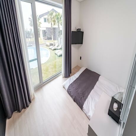 Imagen general del Pool and Villa Sorang. Foto 11