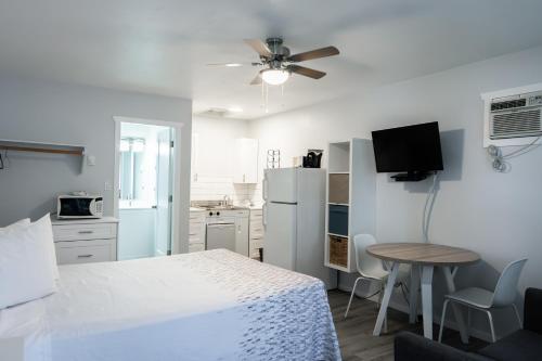 Imagen de la habitación del Poplars Motel on the lake. Foto 15