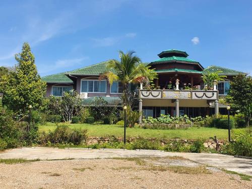 Imagen general del Pornpailin Riverside Resort. Foto 2