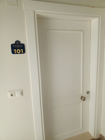 Imagen de la habitación del Port Hotel Tasucu. Foto 6