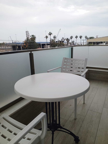 Imagen de la habitación del Port Hotel Tasucu. Foto 13