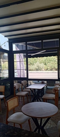 Imagen del bar/restaurante del Port Hotel Tasucu. Foto 3