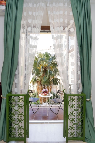 Imagen de los exteriores del Porta Pia Comfy Rooms. Foto 12