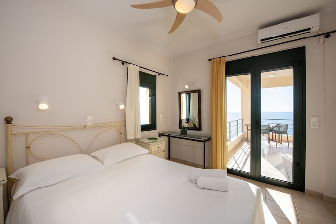 Imagen de la habitación del Portela Suites Kastri. Foto 2