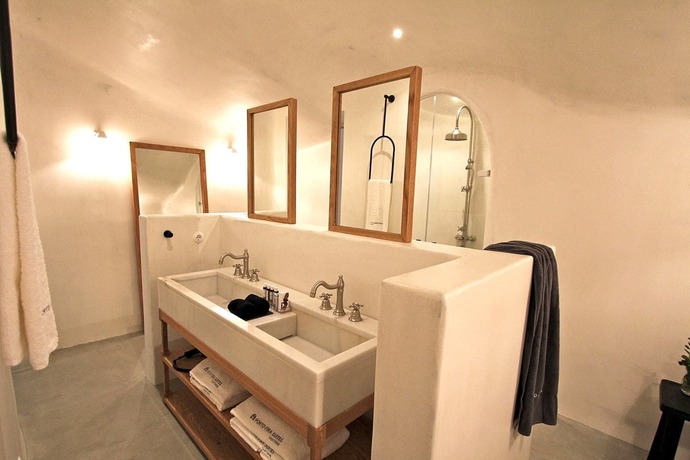 Imagen de la habitación del Porto Fira Villas. Foto 12