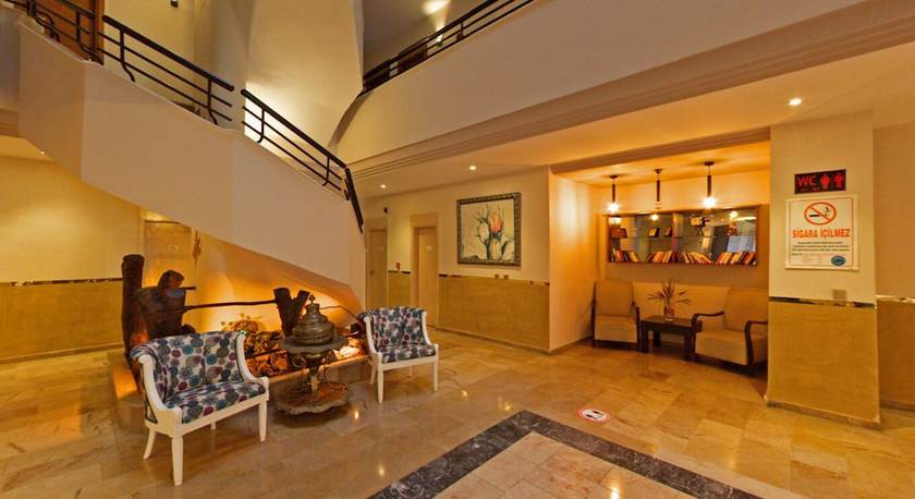 Imagen del bar/restaurante del Portofino Hotel, Marmaris. Foto 4