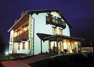 Imagen de los exteriores del Posada La Estela Cantabra. Foto 5