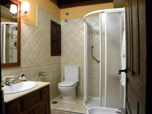 Imagen de la habitación del Posada Los Templarios. Foto 6