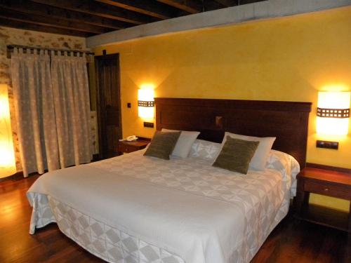 Imagen de la habitación del Posada Los Templarios. Foto 9