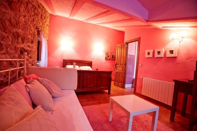 Imagen de la habitación del Posada Rural Ochohermanas. Foto 18