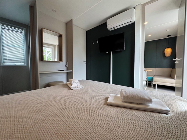 Imagen de la habitación del Poseidon Beach Village Resort. Foto 7