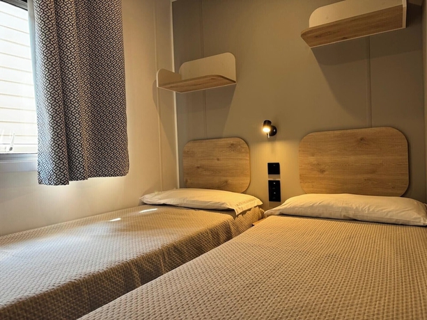 Imagen de la habitación del Poseidon Beach Village Resort. Foto 8