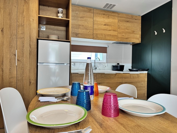 Imagen de la habitación del Poseidon Beach Village Resort. Foto 12