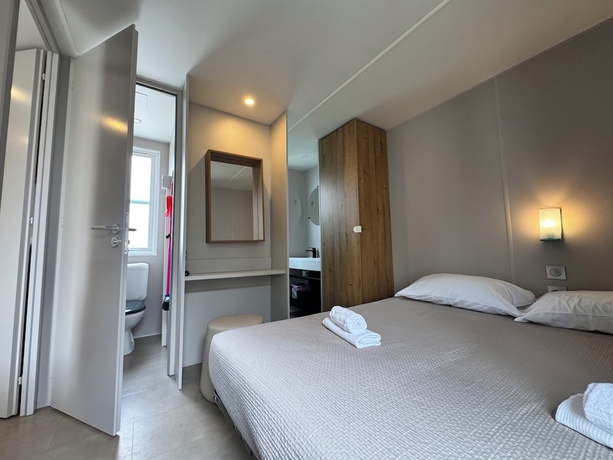 Imagen de la habitación del Poseidon Beach Village Resort. Foto 13