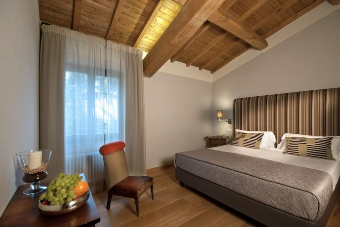 Imagen de la habitación del Poste del Chiugi. Foto 13