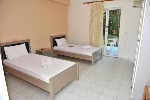 Imagen de la habitación del Pothos Hotel Alykes. Foto 19