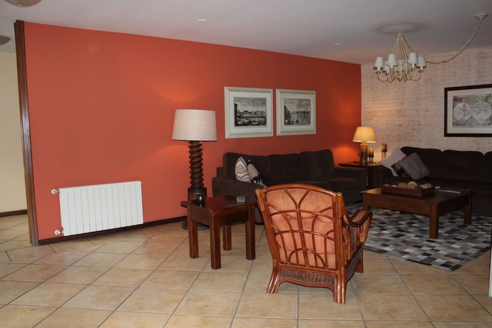 Imagen de los interiores del Pousada Chablis. Foto 12