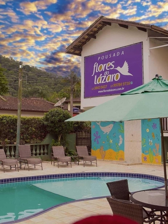 Imagen de la piscina del Pousada Flores Do L&aacute;zaro. Foto 15