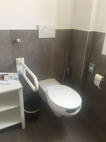 Imagen de la habitación del Pove 2.4 Hotel. Foto 7