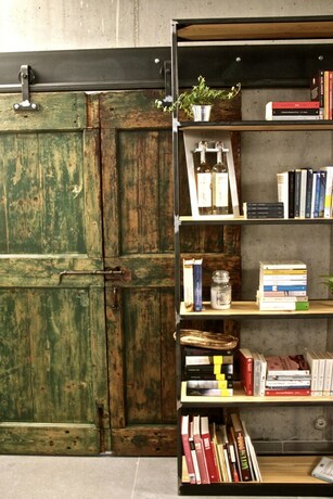 Imagen de los interiores del Pove 2.4 Hotel. Foto 20