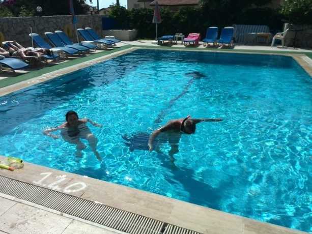 Imagen de la piscina del Poyraz Hotel, FETHIYE. Foto 16