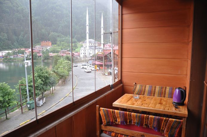 Imagen de la habitación del Poyraz Hotel, Uzung&ouml;l. Foto 18