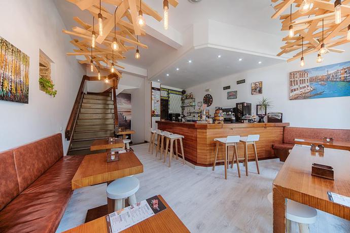 Imagen de los interiores del Pr 25 De Julio. Foto 9