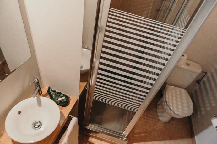 Imagen de los interiores del Pr Campanas De San Juan. Foto 9