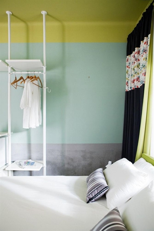 Imagen de la habitación del Pratinn Vatican. Foto 2