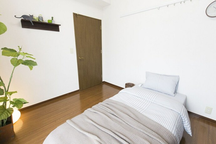Imagen de la habitación del Pravafor Josai Apartment. Foto 25