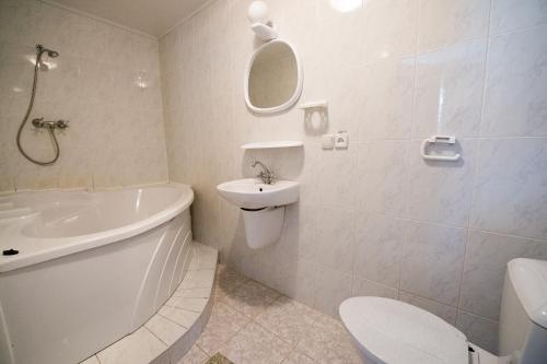 Imagen de la habitación del Predslava Hotel. Foto 19