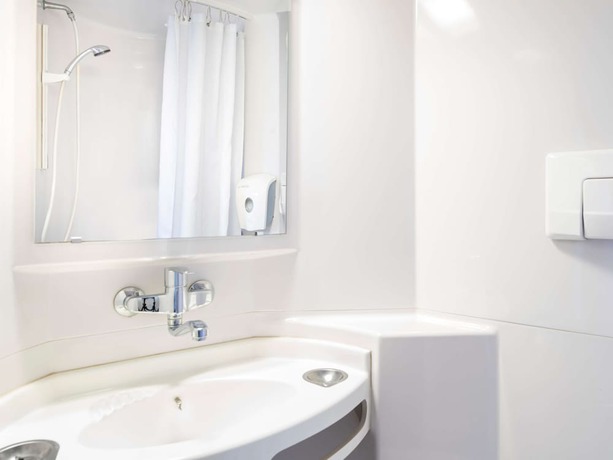 Imagen de la habitación del Premi&egrave;re Classe Lille Sud - Henin Beaumont. Foto 15