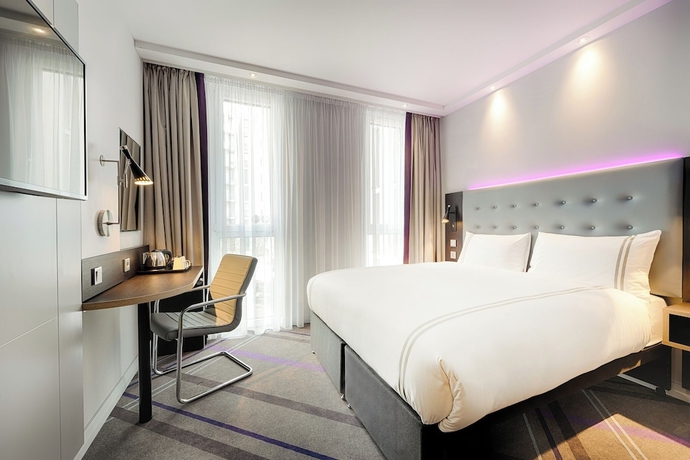 Imagen de la habitación del Premier Inn Duisburg City Altstadt. Foto 10