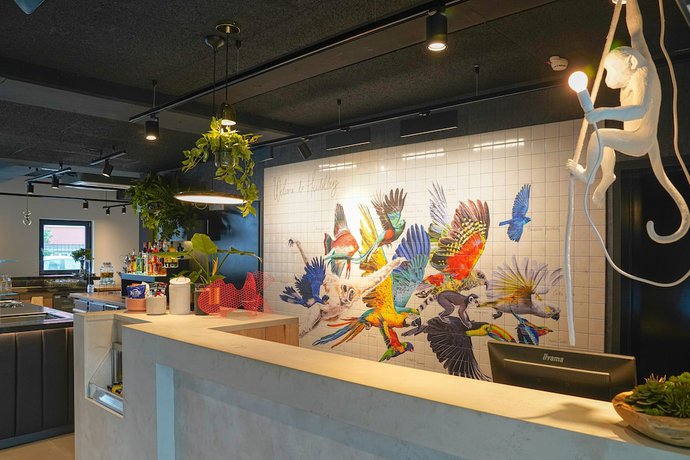 Imagen de los interiores del Premier Inn Heidelberg City Bahnstadt. Foto 18