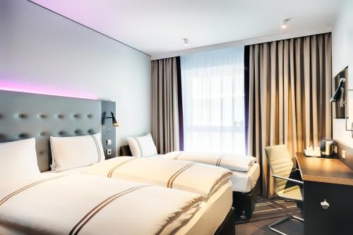 Imagen de la habitación del Premier Inn Saarbr&uuml;cken City Centre. Foto 19