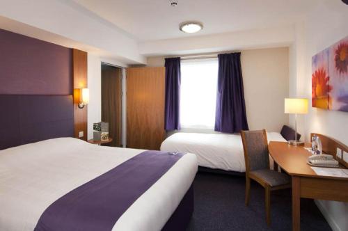 Imagen general del Premier Inn Southampton Airport. Foto 5