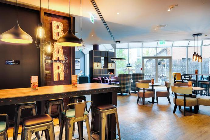 Imagen general del Premier Inn Stuttgart Bad Cannstatt. Foto 19