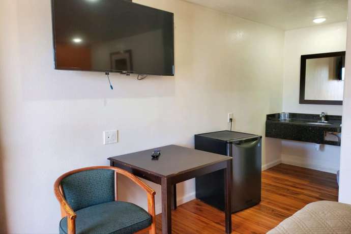 Imagen de la habitación del Premier Inn and Suites. Foto 9