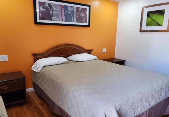 Imagen de la habitación del Premier Inn and Suites. Foto 10