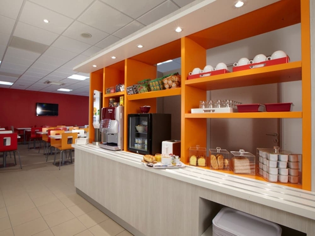 Imagen del bar/restaurante del Premiere Classe Bayonne. Foto 7