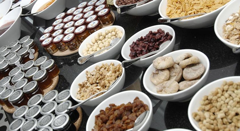 Imagen del bar/restaurante del Premist Hotels Sultanahmet. Foto 3