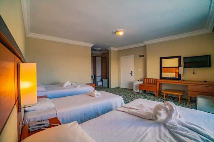 Imagen de la habitación del Prenses Sealine Beach Hotel. Foto 14