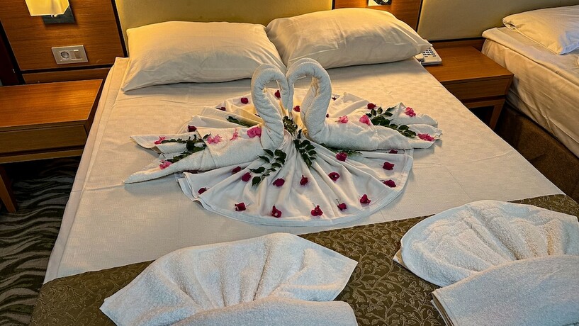 Imagen de la habitación del Prenses Sealine Beach Hotel. Foto 17